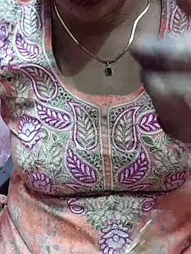 Snapshot of Urmila_bhabhii chatting on 4, 3, 2025 Urmila bhabhii online show from 4, 3, 2025