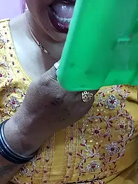 Snapshot of Urmila_bhabhii chatting on 9, 3, 2025 Urmila bhabhii online show from 9, 3, 2025