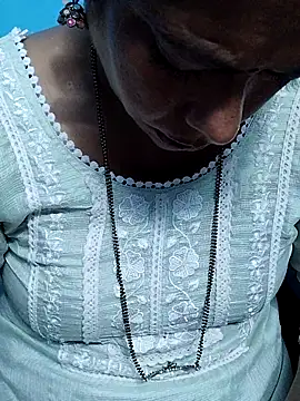 Snapshot of Urmila_bhabhii chatting on 26, 9, 2025 Urmila bhabhii online show from 26, 9, 2025