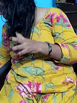 Snapshot of Urmila_bhabhii chatting on 29, 9, 2025 Urmila bhabhii online show from 29, 9, 2025