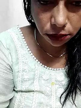 Snapshot of Urmila_bhabhii chatting on 23, 10, 2025 Urmila bhabhii online show from 23, 10, 2025