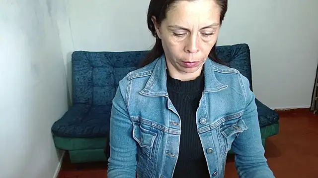 Marilyn xxxx online show from 3, 10, 2025