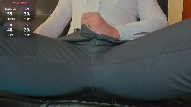 Snapshot of MrLonely02 chatting on 3, 12, 2024 MrLonely02 online show from 3, 12, 2024