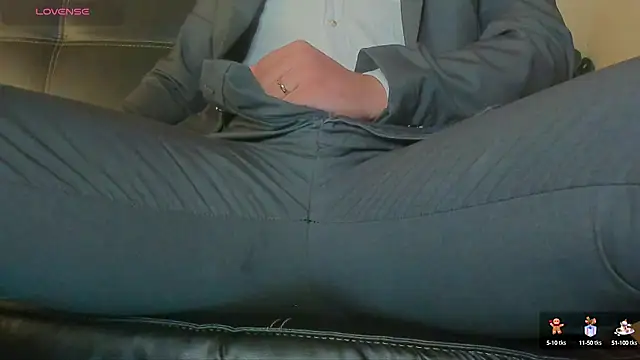 Snapshot of MrLonely02 chatting on 24, 12, 2024 MrLonely02 online show from 24, 12, 2024