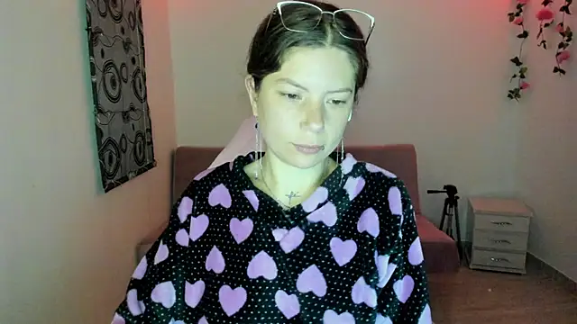 Susana garcia  online show from 3, 3, 2025