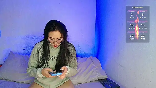 aron wi online show from 15, 12, 2024