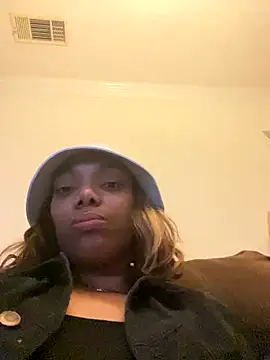 butterflybootyy online show from 4, 12, 2024