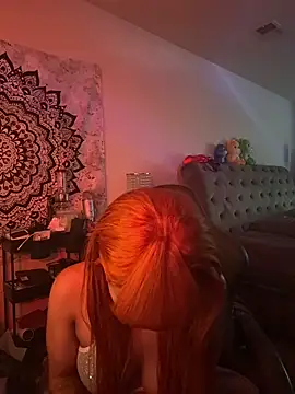 butterflybootyy online show from 13, 10, 2025