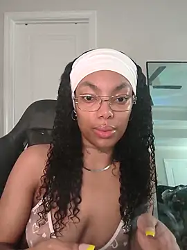 butterflybootyy online show from 30, 4, 2026