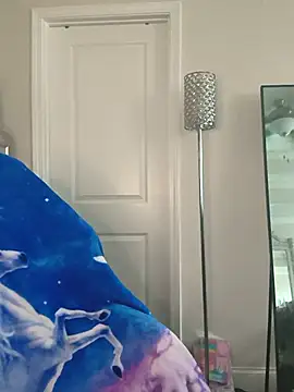 butterflybootyy online show from 20, 5, 2026