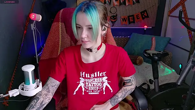 Snapshot of Cumpotik_Eve chatting on 1, 12, 2025 Cumpotik Eve online show from 1, 12, 2025