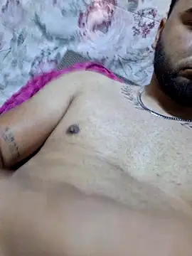 Snapshot of SINUECASTILLO chatting on 9, 3, 2026 SINUECASTILLO online show from 9, 3, 2026