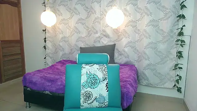 Mya paris online show from 25, 1, 2025