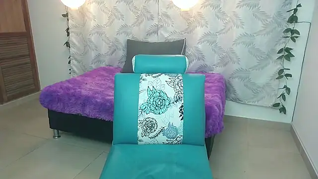 Mya paris online show from 9, 2, 2025