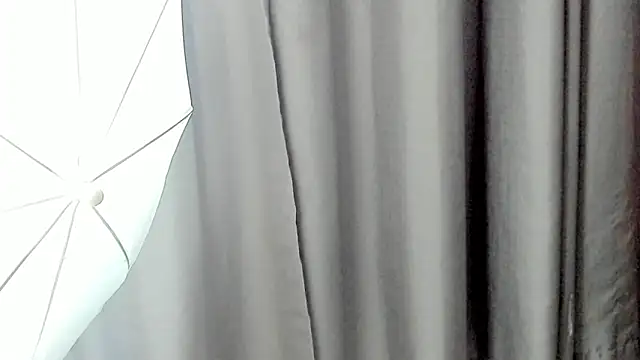 Snapshot of melody_suarez chatting on 28, 12, 2024 melody suarez online show from 28, 12, 2024