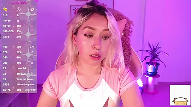 Snapshot of Dahlia__espresso chatting on 6, 2, 2025 Dahlia espresso online show from 6, 2, 2025