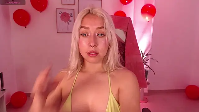 Snapshot of Dahlia__espresso chatting on 19, 2, 2025 Dahlia espresso online show from 19, 2, 2025