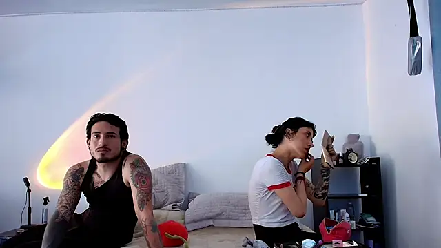 anika lowen02 online show from 4, 2, 2025