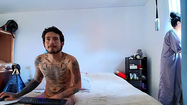 anika lowen02 online show from 4, 2, 2025