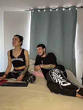 anika lowen02 online show from 22, 10, 2025