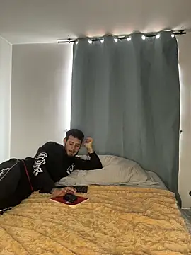 anika lowen02 online show from 29, 10, 2025