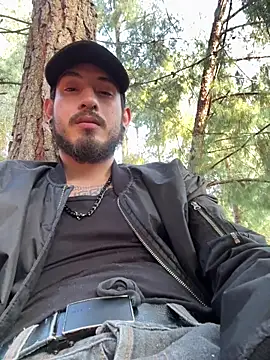 anika lowen02 online show from 18, 11, 2025