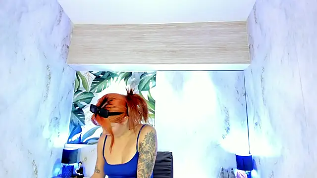 MelaniieRoux online show from 5, 5, 2026
