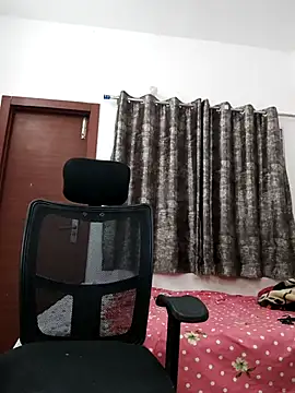 sanaya baby online show from 21, 2, 2025