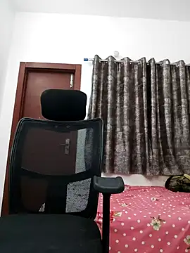 sanaya baby online show from 21, 2, 2025