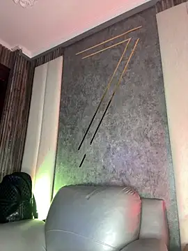 AaronCruz  online show from 4, 2, 2026