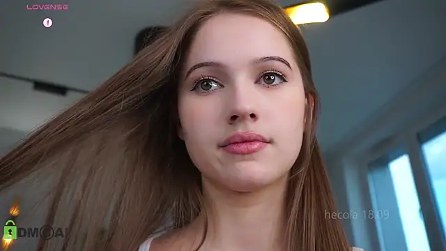 Snapshot of hecola chatting on 18, 9, 2025 hecola online show from 18, 9, 2025