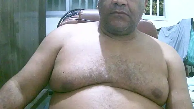 Snapshot of ulmo_br chatting on 10, 9, 2025 ulmo br online show from 10, 9, 2025