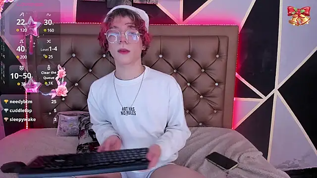 Max lover1 online show from 24, 12, 2024