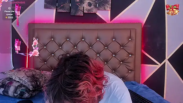 Max lover1 online show from 9, 1, 2025