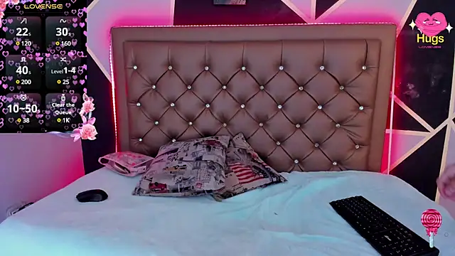 Max lover1 online show from 24, 1, 2025