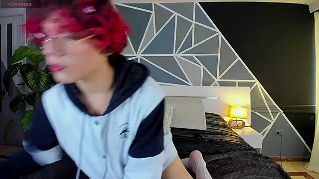 Max lover1 online show from 11, 3, 2025