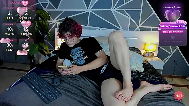 Max lover1 online show from 14, 3, 2025