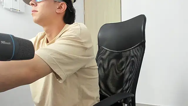 Tony Hoffa online show from 9, 3, 2025