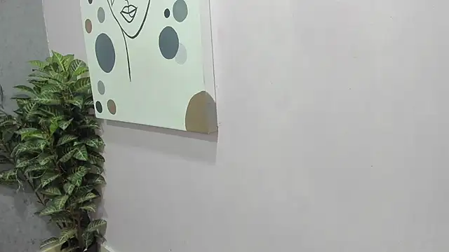 Tiffany mendez online show from 20, 12, 2025