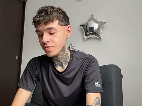 Saturno v online show from 15, 9, 2025