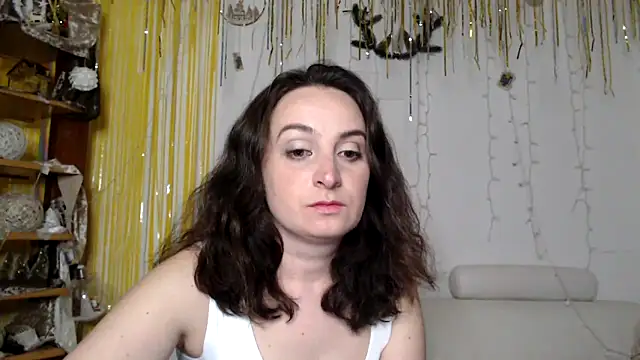 AskMeStandUp online show from 16, 3, 2026