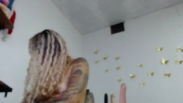 Snapshot of Sexy-Favgirl chatting on 8, 1, 2026 Sexy-Favgirl online show from 8, 1, 2026