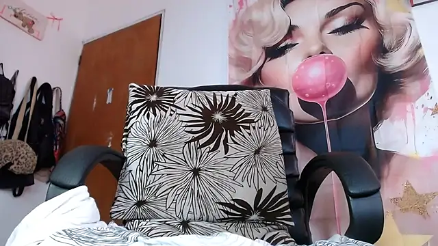 Sexy-Favgirl online show from 28, 7, 2026