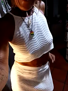 Snapshot of sabinytahot chatting on 16, 1, 2025 sabinytahot online show from 16, 1, 2025