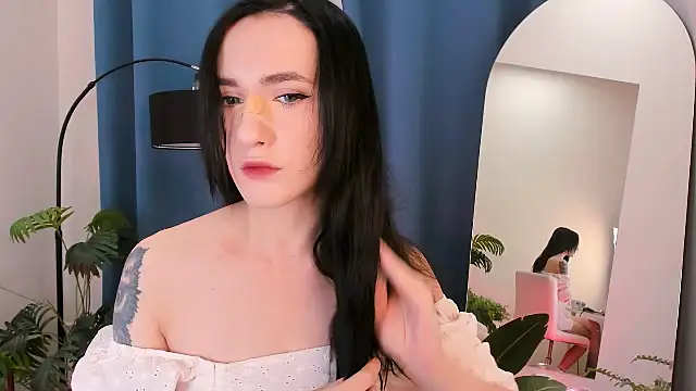 Snapshot of Dearly_kitty chatting on 19, 11, 2025 Dearly kitty online show from 19, 11, 2025