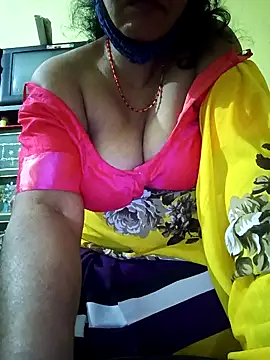 Snapshot of Riyaa_2024 chatting on 21, 12, 2024 Riyaa 2024 online show from 21, 12, 2024