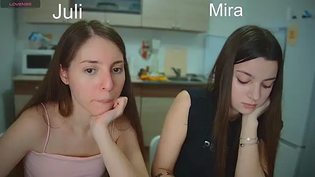 fcjuicy pussy online show from 27, 2, 2025