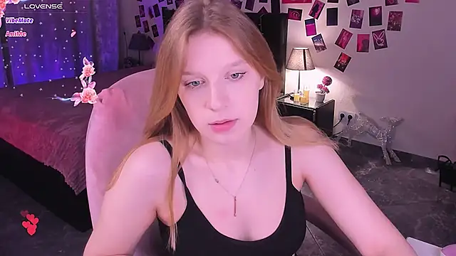 KarambaMoon online show from 3, 5, 2026