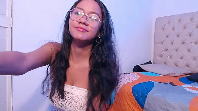 Snapshot of isabella_jazz chatting on 4, 12, 2024 isabella jazz online show from 4, 12, 2024