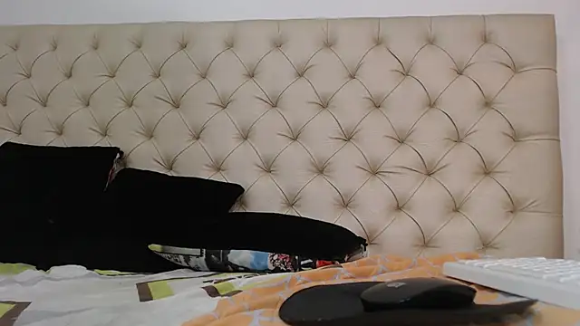 Snapshot of isabella_jazz chatting on 28, 2, 2025 isabella jazz online show from 28, 2, 2025